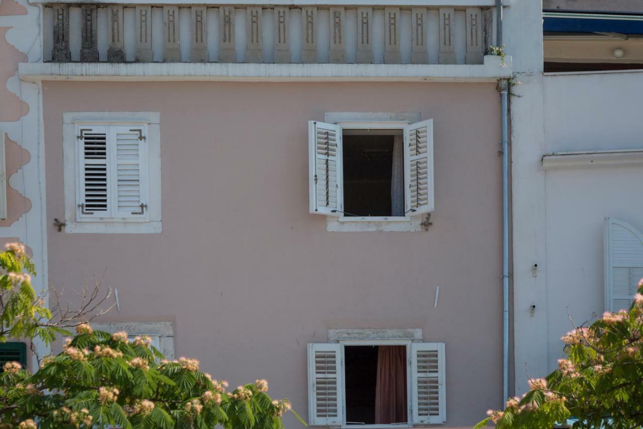 Apartment Riva Sibenik Luaran gambar